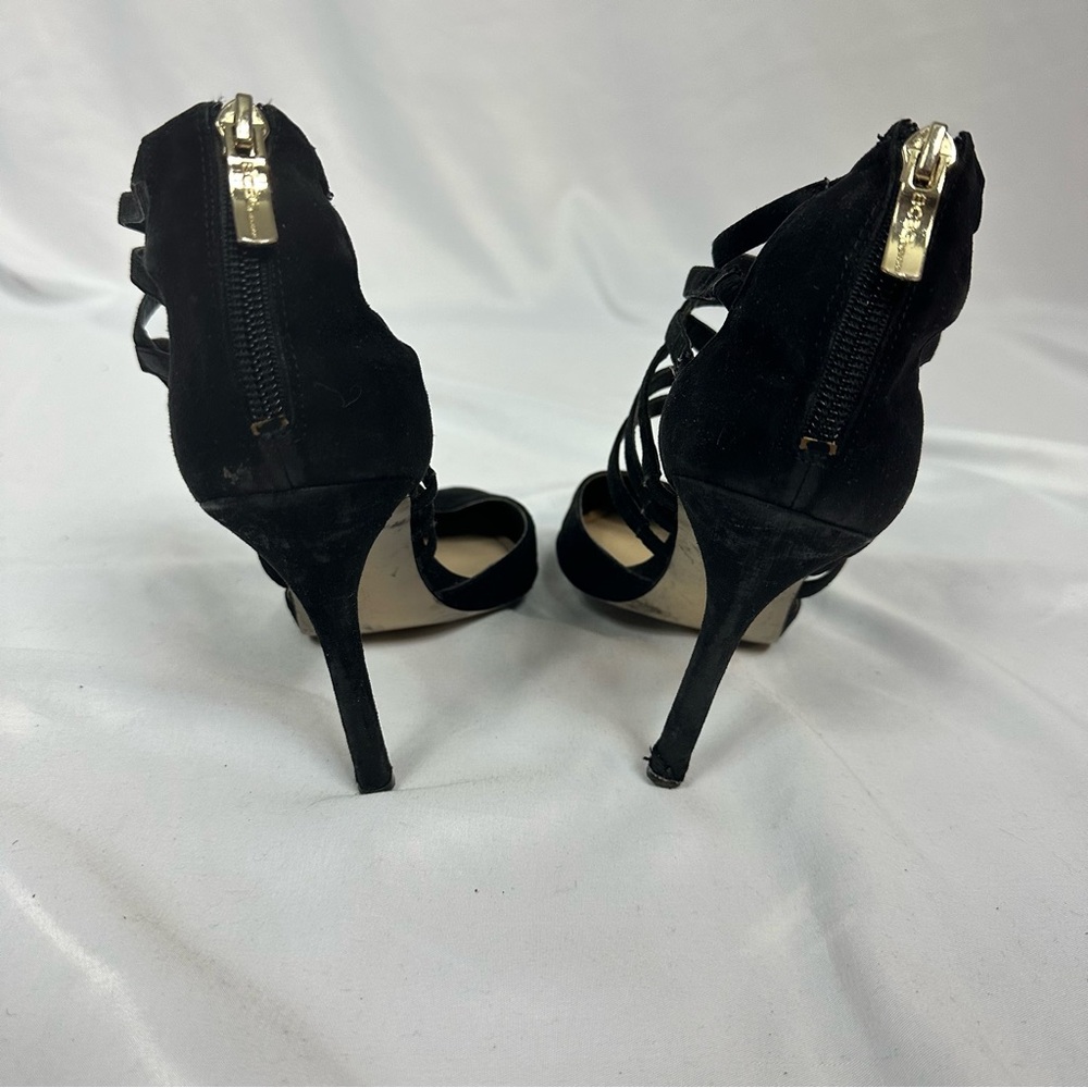 BCBGeneration Black Heels in Size 37.5/7.5M - Picture 4 of 6